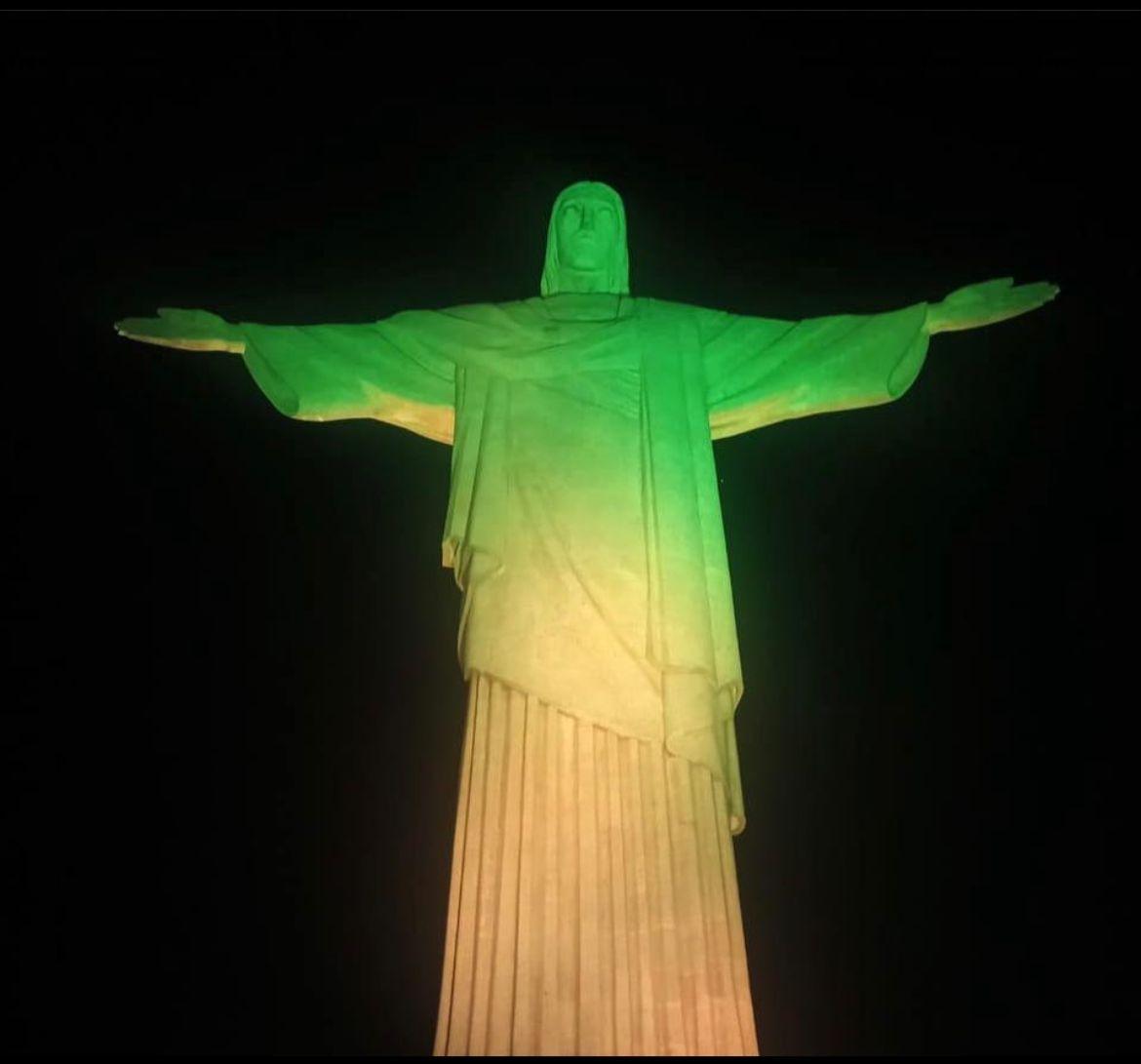 Iluminação do monumento ao Cristo Redentor pelo Dia da Independência do Brasil