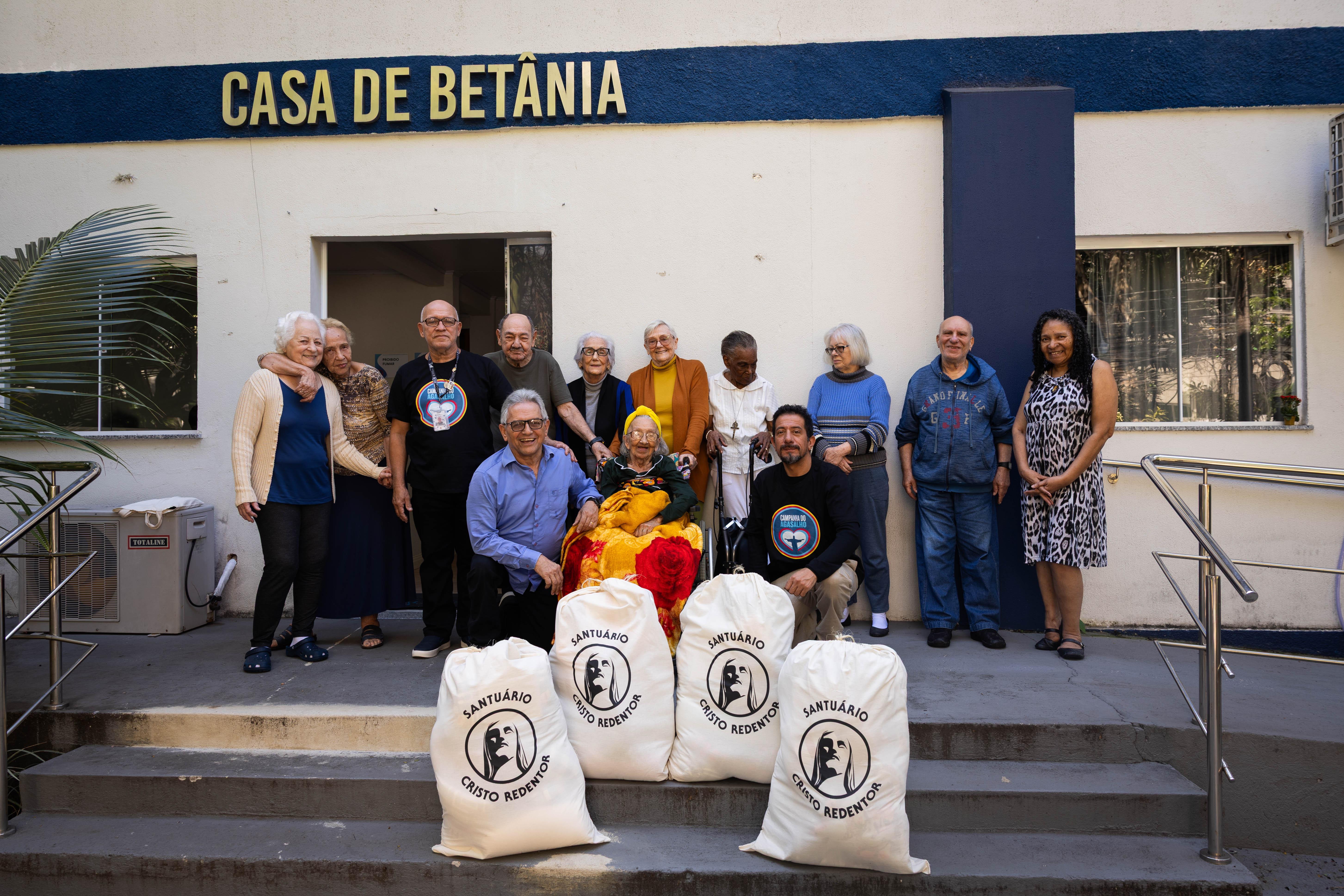 Campanha do Agasalho 2025 do Cristo Redentor chega a cerca de 4 toneladas de doações
