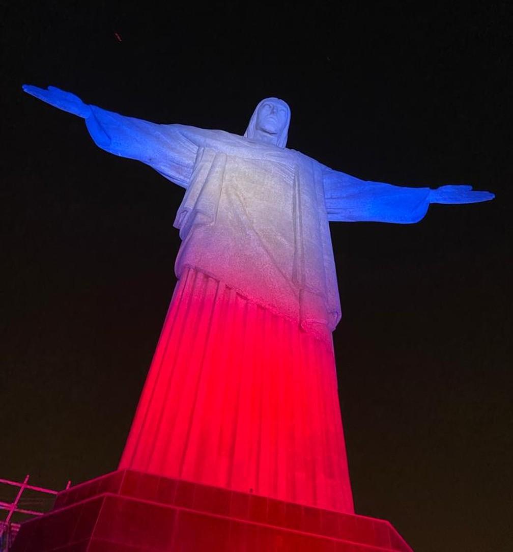 Iluminação do Cristo Redentor em homenagem à Sua Majestade Rainha Elizabeth II