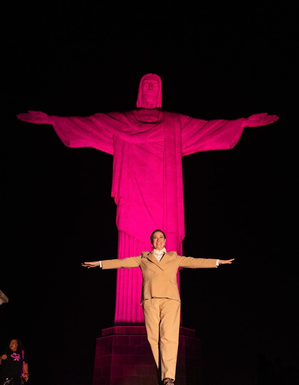 Iluminação Outubro Rosa (2)