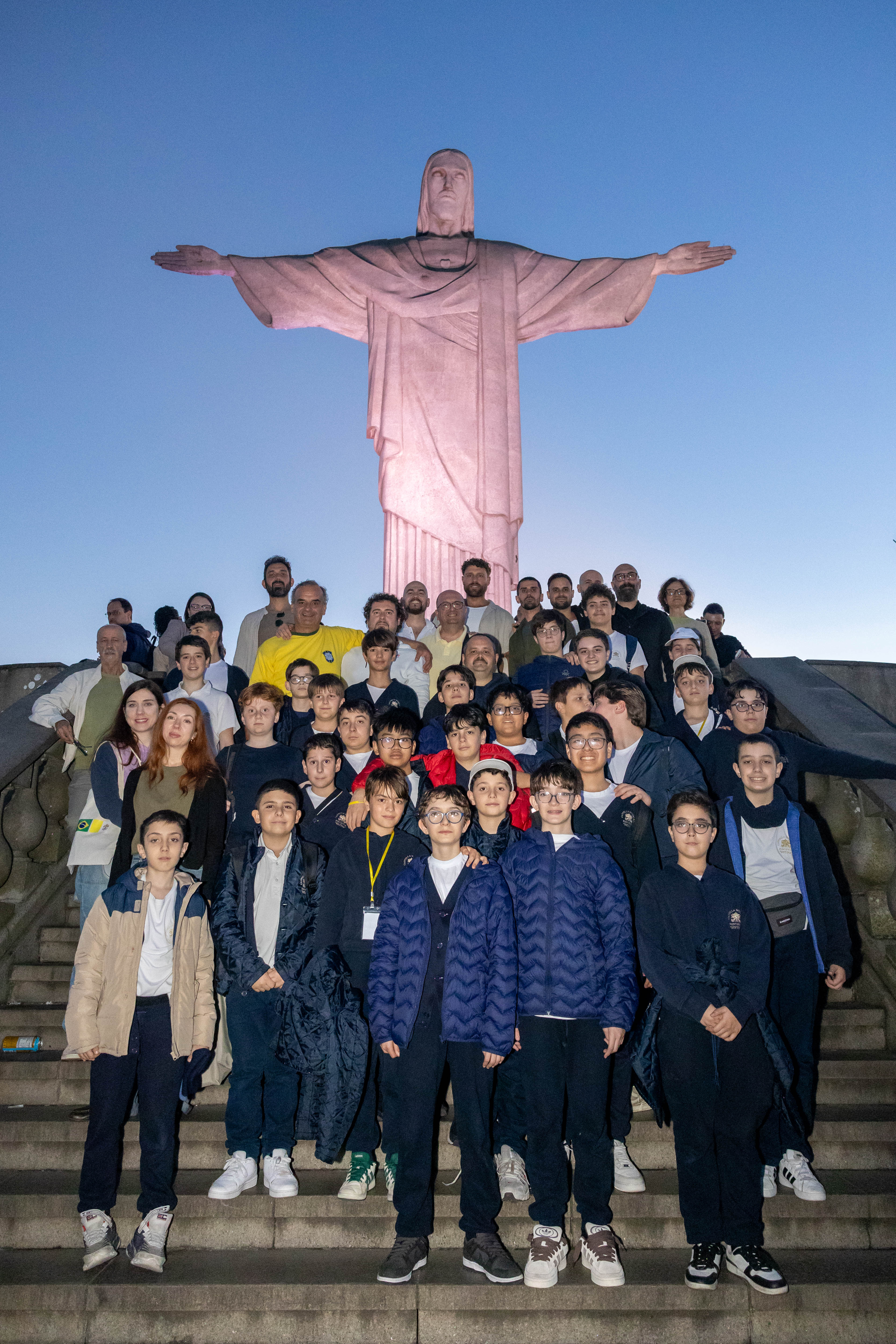 Coro da Capela Sistina visita o Santuário Cristo Redentor