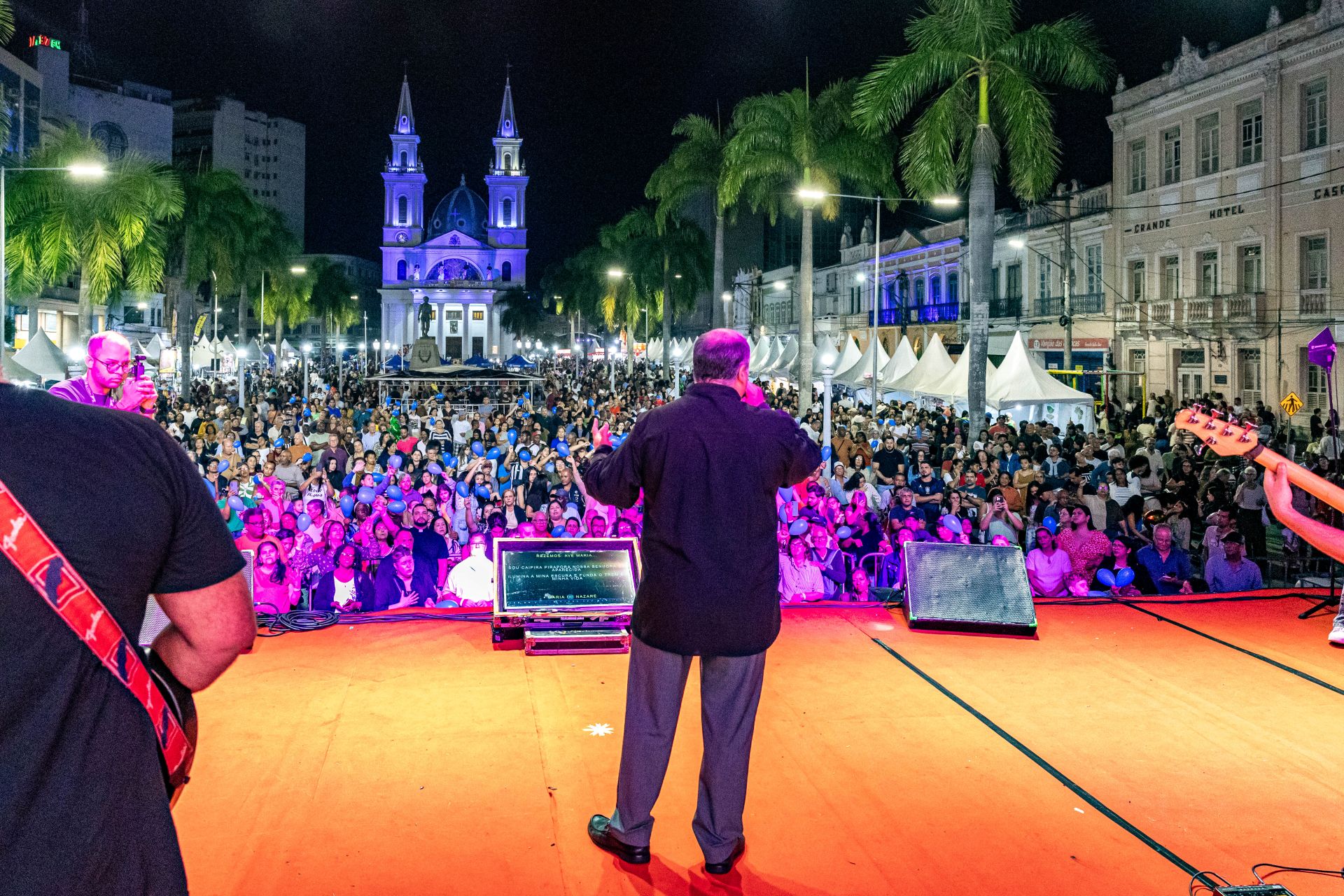 Show Do Padre Omar E A Banda Cristo Redentor Em Campos Dos Goytacazes